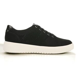 BZEES VIP Open Knit Wide Width Slip On Sneaker in Black NEW